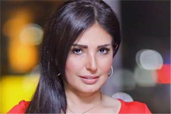 الفنانة أمل رزق