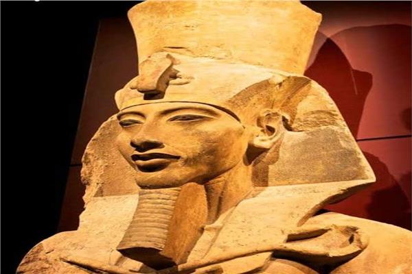 ملك الوحدانية "إخناتون" 