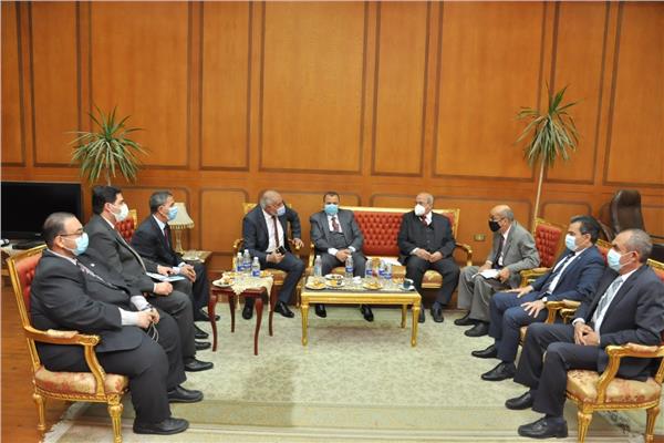  الدكتور حسن يونس نائب رئيس الجامعة للدراسات العليا