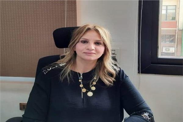 د .حنان كامل وكيلة الكلية لشئون التعليم والطلاب