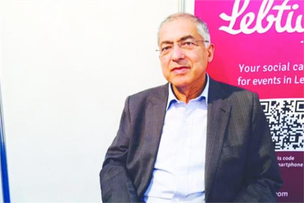  الكاتب الفرنسي الشهير ذو الأصول المصرية روبير سوليه