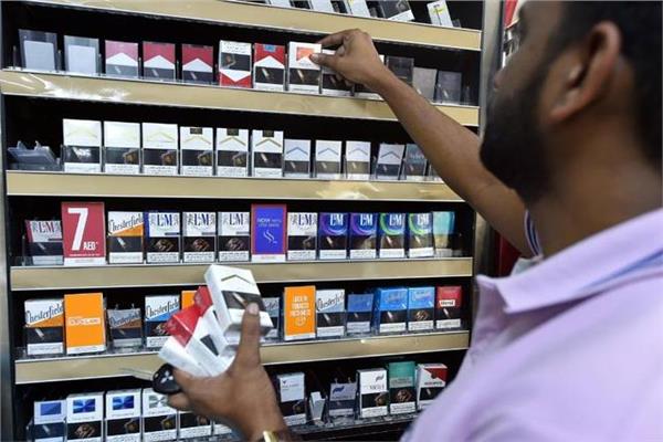 عشرات المليارات.. مبالغ ضخمة للدولة من «طوابع السجائر»