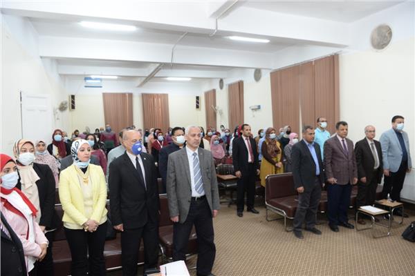 نطلاق ندوة علمية حول الاتجاهات الحديثة في البحوث الإنسانية بجامعة أسيوط 