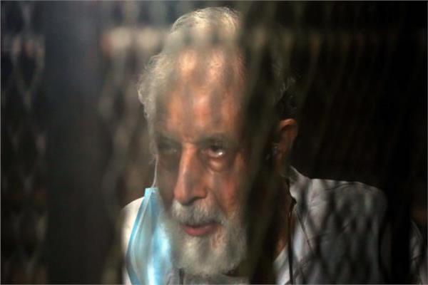  محمود عزت