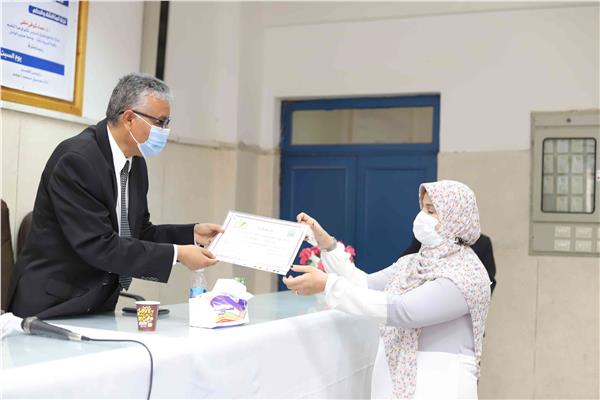 فعاليات دورة إعداد المعلم الجامعي