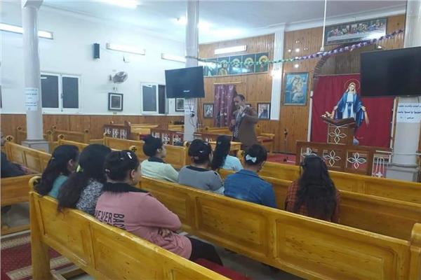 ندوة العودة إلى الجذور بكنيسة السيدة العذراء ببردنوها 