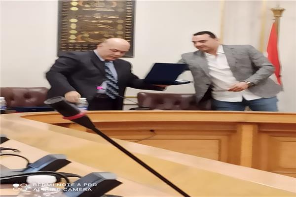  شعبة المحاجر والرخام تكرم الشركات المصدرة بأكثر من مليون دولار في 2020 