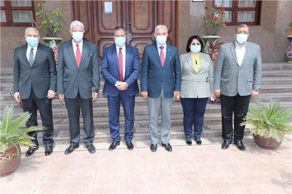 محافظ المنوفية يبحث التعاون في تنفيذ الاشتراطات البنائية الجديدة