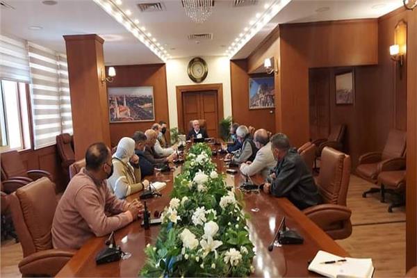 اجتماع محافظ بورسعيد