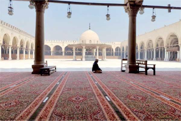جـامـع عمــرو بـن العـاص.. و 14 قـرناً مــــن «التراويح