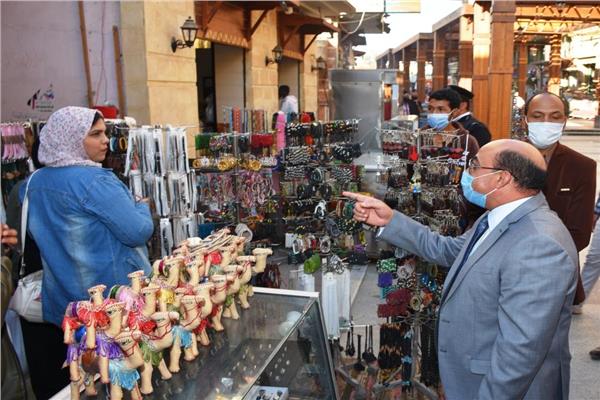  تطبيق المواعيد الصيفية لفتح وغلق المحال