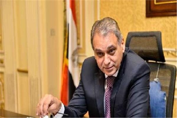 المستشار علاء الدين فؤاد، وزير شئون المجالس النيابية 