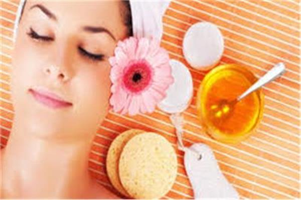 أسهل طريقة لعمل لوشن تفتيح الجسم في المنزل