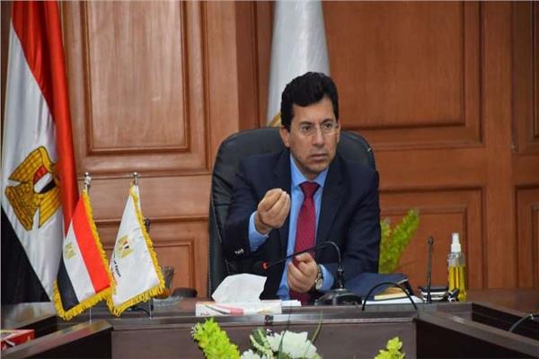 أشرف صبحى وزير الشباب والرياضة