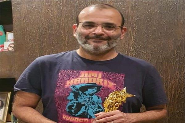 أيمن بهجت قمر