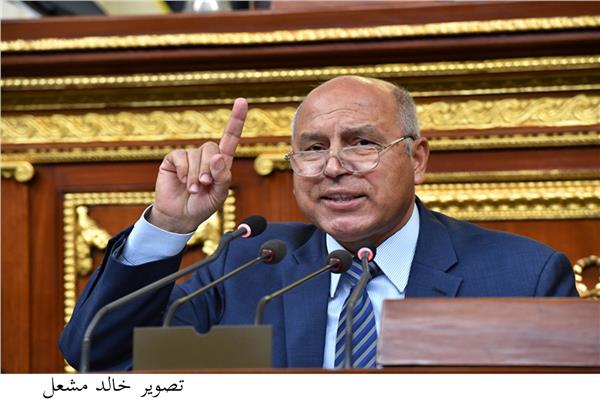 وزير النقل الفريق كامل الوزير من البرلمان