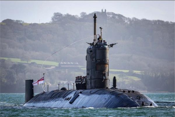 الغواصة  HMS Trenchant