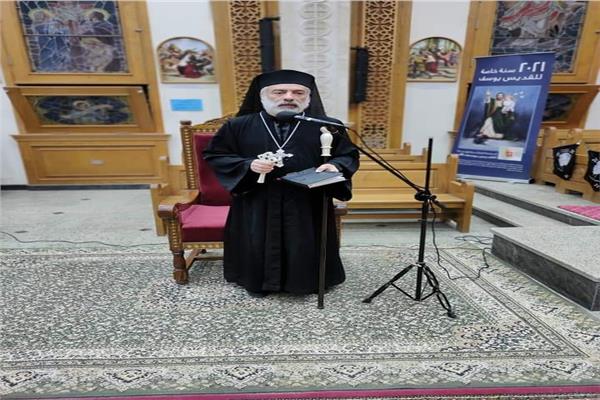  الأنبا باسيليوس فوزي