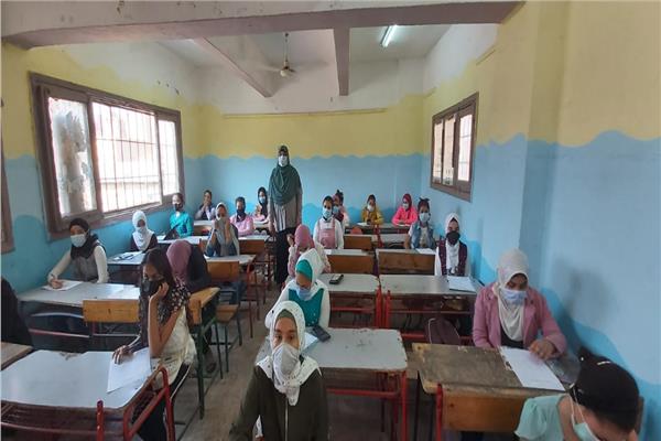  امتحانات الصف السادس الابتدائى في الجيزة