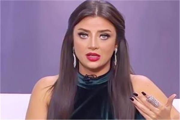  الإعلامية رضوى الشربيني