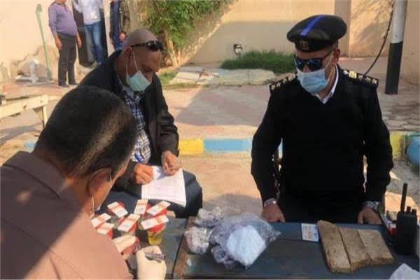 جانب من الحملات المرورية بأسوان 