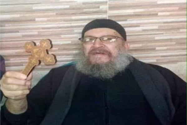 القس موريس فريد كاهن دير السيدة العذراء مريم بدرنكة 