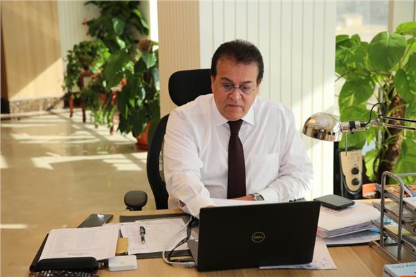 وزير التعليم العالي