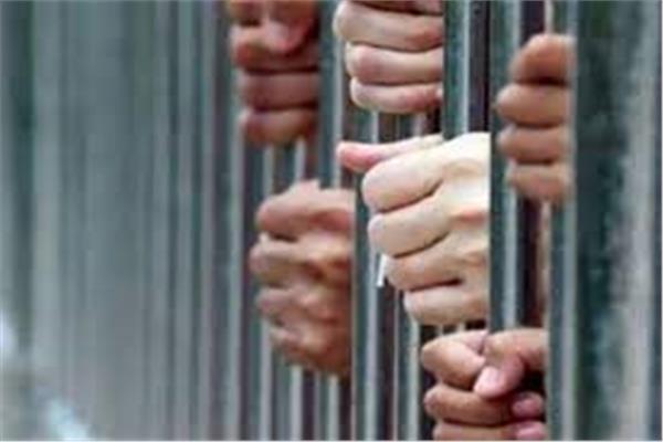 حبس 5 متهمين بالتشاجر - أرشيفية