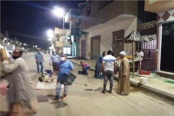 تكثيف حملات النظافة وإزالة الإشغالات بحي شمال مدينة الأقصر