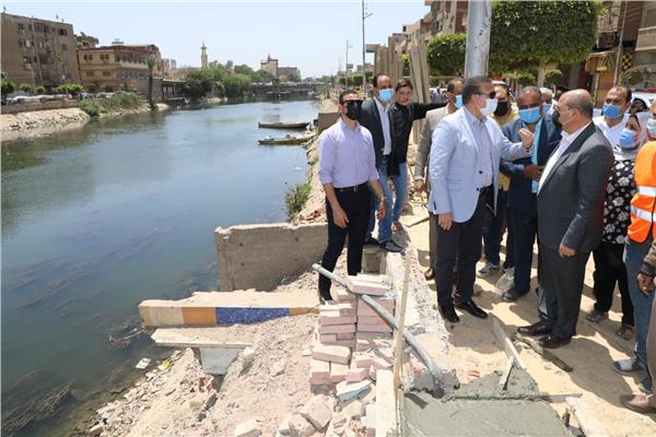 محافظ المنوفية يتابع تطوير الكورنيش لمجزر جنزور الآلي