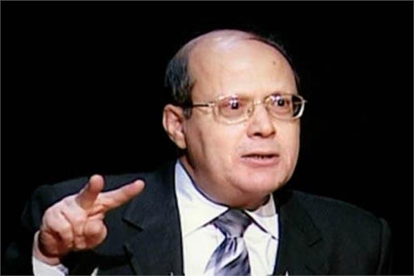  الكاتب الصحفى عبد الحليم قنديل