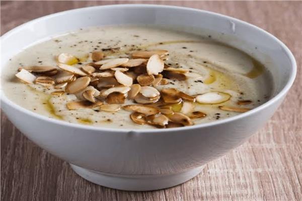 أسهل طريقة لتحضير شوربة اللوز