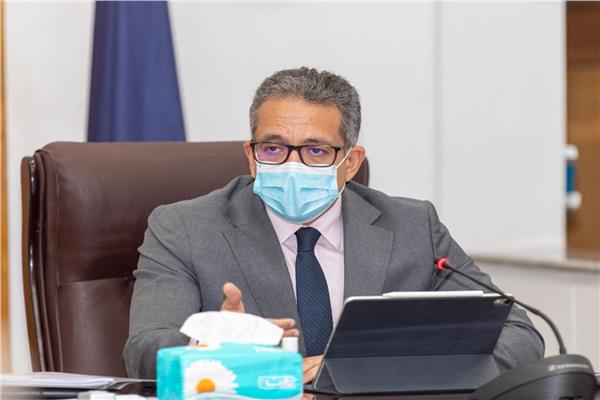 خالد العناني وزير السياحة والآثار
