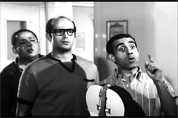 ثلاثي أضواء المسرح - أرشيفية