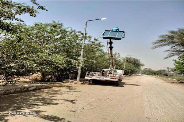حملات إنارة وإشغالات وانضباط في الحوامدية بالجيزة