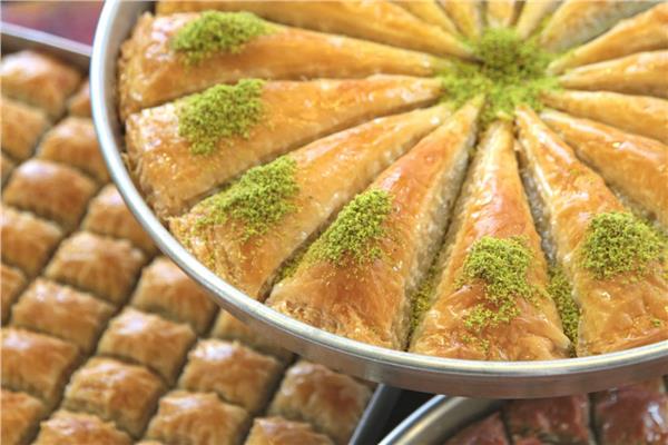 جلاش بالقشطة والكريمة
