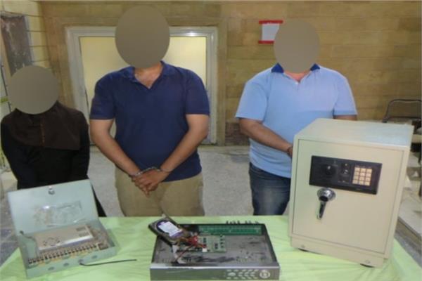 المتهمين