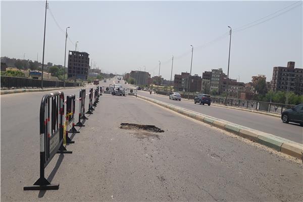 تشكيل لجنة لمعاينة وفحص مكان  إنهيار كوبرى محور الليثى بدمنهور