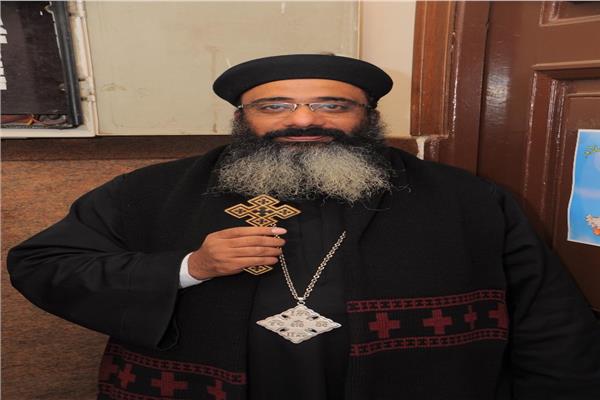 لأب المبارك القس جرجس أبو اليمين كاهن كنيسة الشهيد مار جرجس بأبي الفرج