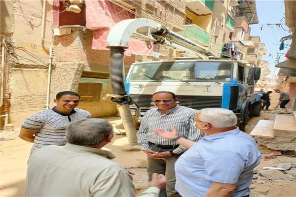 رئيس شركة مياه المنوفية يتابع ميدانيا أعمال المياه والصرف الصحى