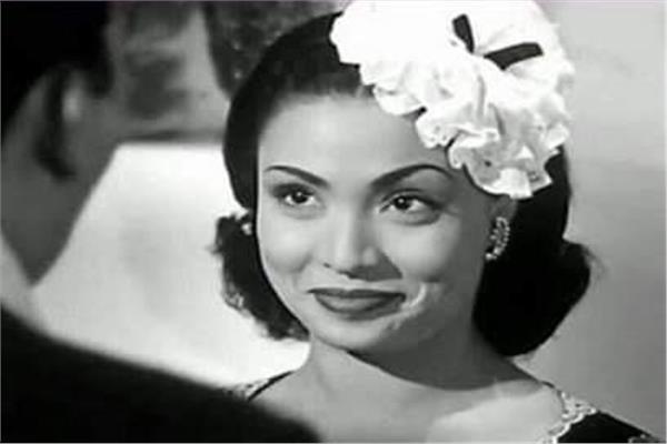 الفنانة ثريا حلمي