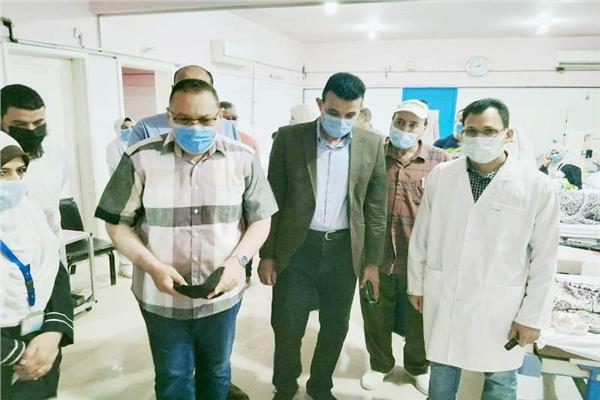 صورة من جولة المحافظ