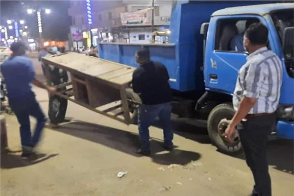 حملة إشغالات ليليه مكبرة بمدينة منوف