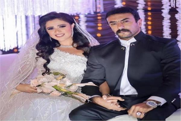 مسلسل اللي مالوش كبير