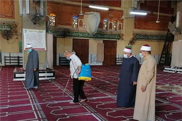  تطهير وتعقيم المساجد
