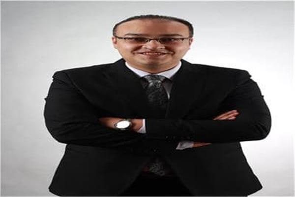 أحمد معطي الخبير بأسواق المال