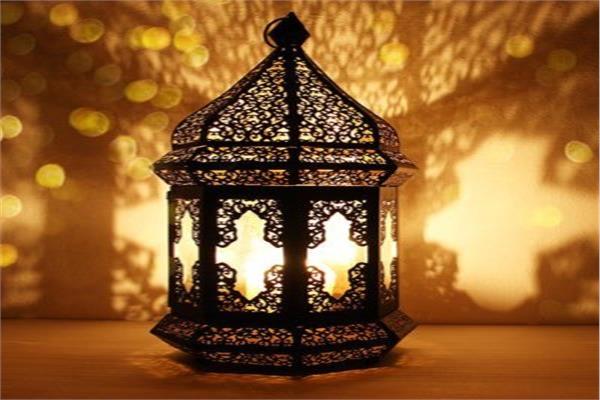 اللَّهُمَّ اجْعَلْ صِيَامِي فِيهِ بِالشُّكْرِ وَ الْقَبُولِ 