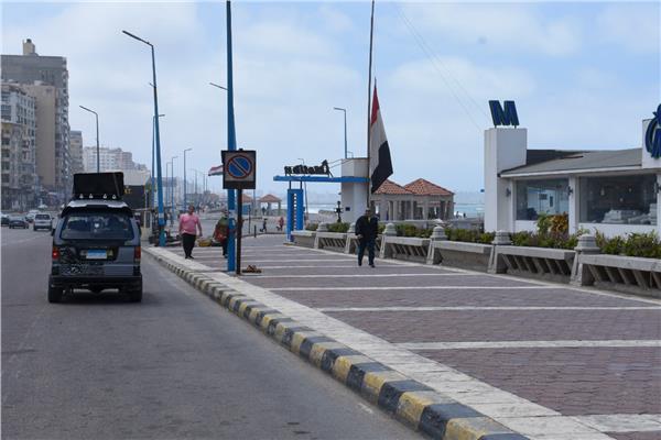 بكورنيش الإسكندرية 