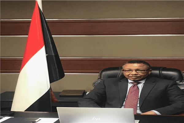 عمر قمر الدين