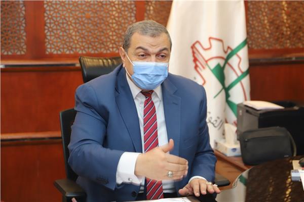  وزير القوي العاملة محمد سعفان
